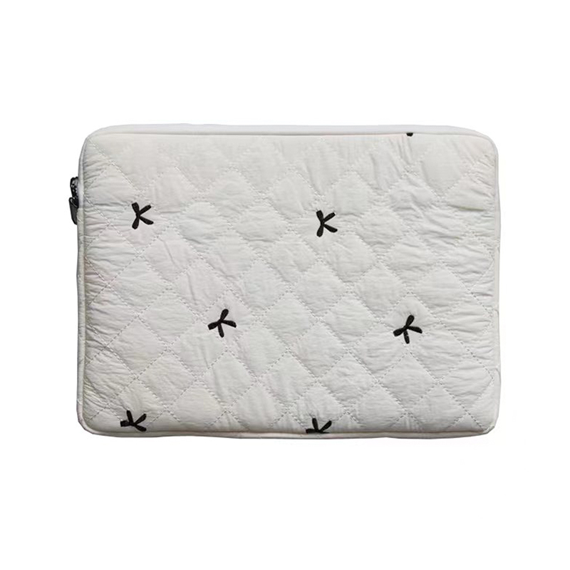 Diamond Embroidered Bowknot Liner Bag White