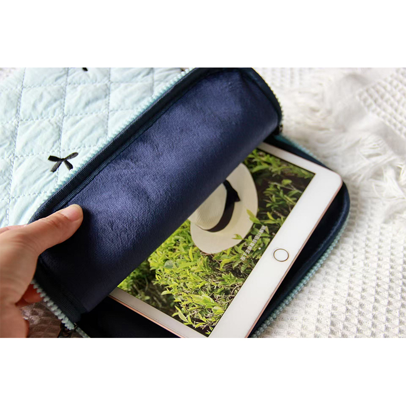 Diamond Embroidered Bow Liner Bag Blue