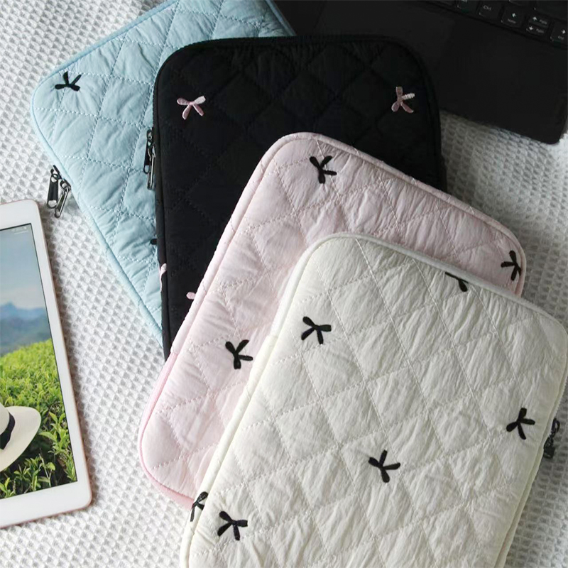 Diamond Embroidered Bowknot Liner Bag White